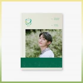 윤지성(YOON JISUNG)_01.포토북_2021 여름방학 OFFICIAL MD