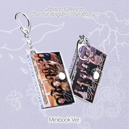 Hearts2Hearts - 싱글1집 [The Chase] (Minibook Ver. 스마트앨범) (랜덤)