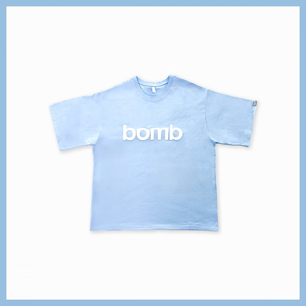 [EVERLINE独家特典] ILLIT_15.T-SHIRT_ILLIT 3rd MINI ALBUM 'bomb' POP-UP STORE Merch.
