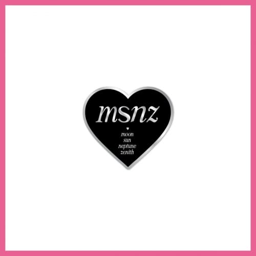 tripleS _01. METAL BADGE_POP-UP STORE [Beyond Beauty] OFFICIAL MD