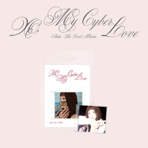 츄 (CHUU) - The First Album [XO, My Cyberlove] Platform ver. (랜덤)