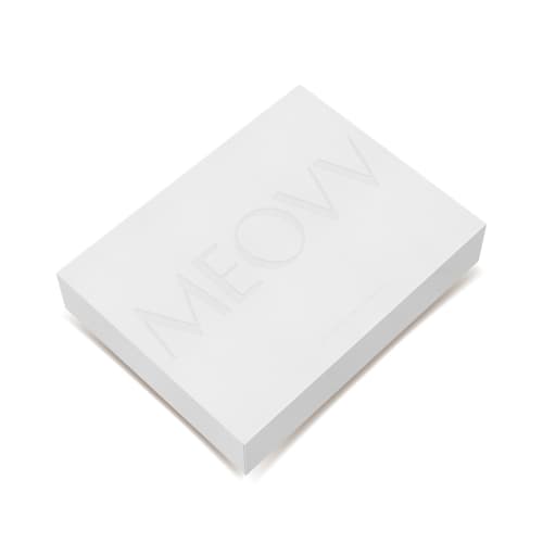 MEOVV(미야오) The 1st Season’s Greetings "MEOVV"